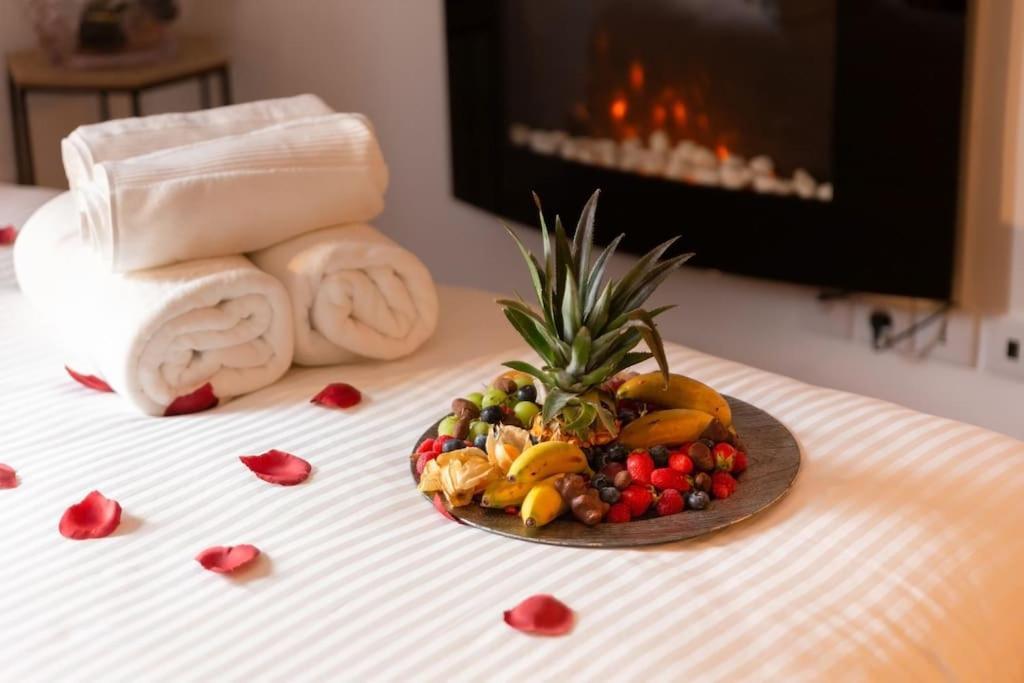 Suite Love Jacuzzi Монтеврен Екстер'єр фото