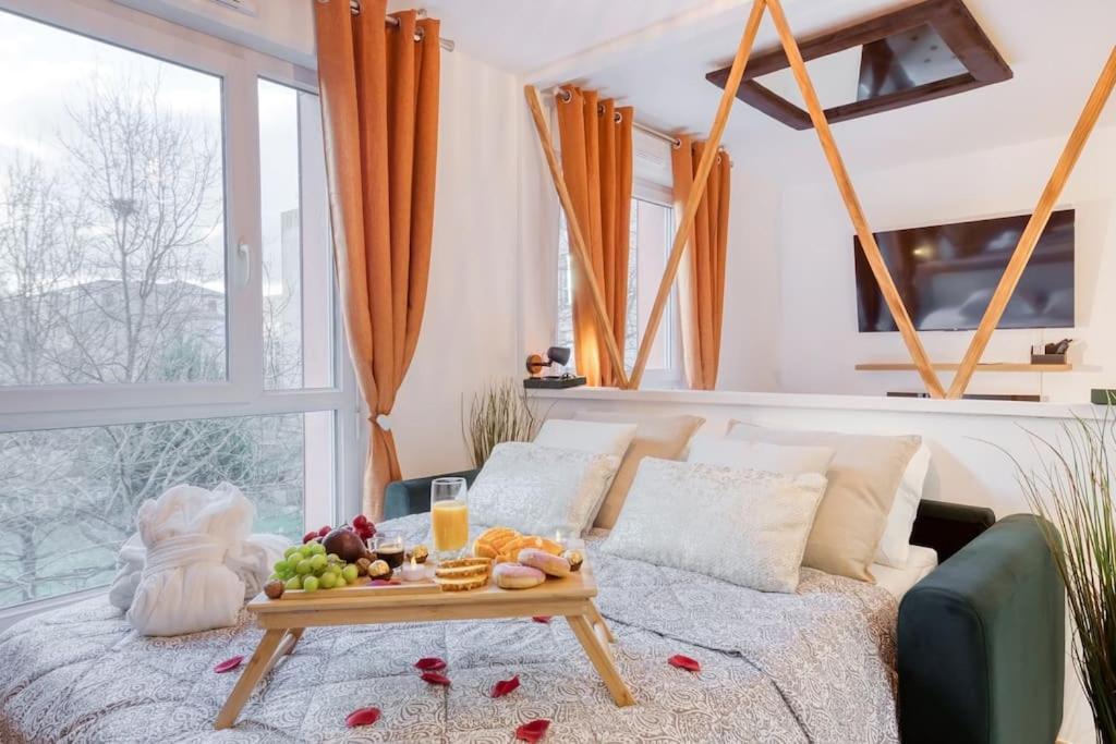 Suite Love Jacuzzi Монтеврен Екстер'єр фото