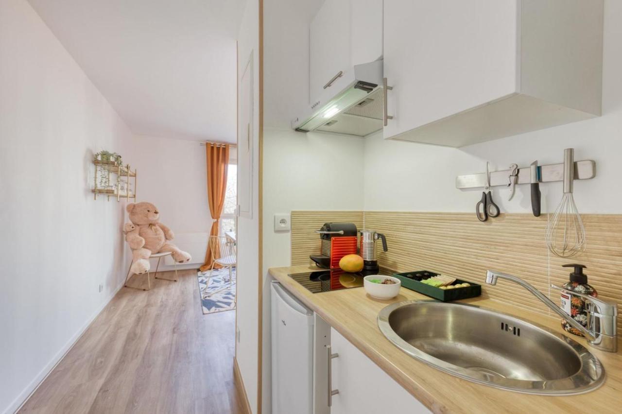 Suite Love Jacuzzi Монтеврен Екстер'єр фото